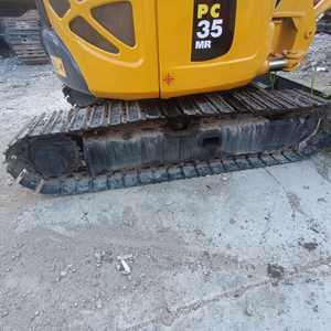 Petit mini équipement de construction japon komatsu utilisé 3.5 tonnes excavateur pc35mr excavatrices d'occasion komatsu pc35 56 en stock - Product Image 6