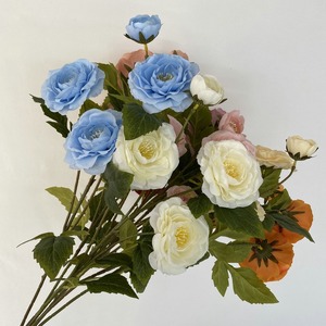 KEWEI <span class=keywords><strong>1664</strong></span> Fournisseur d'or Fleurs artificielles en soie à 4 tiges, type Renoncule, pour décoration de salons et événements - Product Image 3