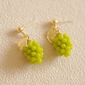 Pendientes de Uva con Cuentas Doradas para Mujer, Modernos para Fiesta, Chapados en Oro de 14K, Acero Inoxidable de Alta Calidad, Diseño Minimalista de Bosque - Product Image 5