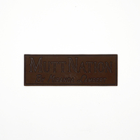 Étiquette rectangulaire en cuir PU avec logo personnalisé en relief, à coudre, patch en similicuir, marque privée pour chapeaux, sacs, vestes, vêtements