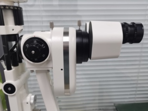 Lámpara de hendidura digital profesional para examen del segmento anterior del ojo - Product Image 4