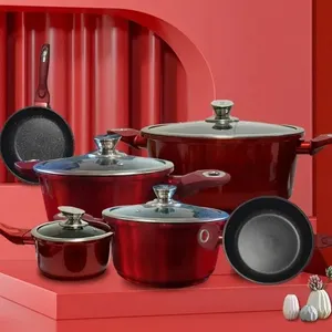 Set di padelle profonde a righe di vendita calde Set di pentole antiaderenti Wok per uso domestico padella Set di pentole in alluminio universale