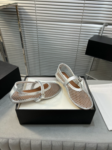 Para Alaias: Zapatillas de ballet retro de piel de oveja tejida con una sola tira, versátiles, de moda para mujer, con diseño calado, ideales como pantuflas. - Product Image 6