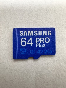 Adaptateur Samsung PRO Plus+ MB-MD128KA compatible avec les cartes mémoire MiniSDC, adapté aux caméras 4K - Product Image 4