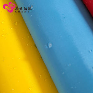 Venta al por mayor 100% poliéster tafetán forro tela 170T-210T teñido recubierto orgánico impermeable puro metálico características para tapicería - Product Image 4