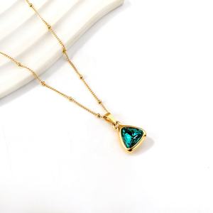 Collier pendentif plaqué or 18 carats avec pierre triangulaire, ensemble de bijoux pour femme, cadeau de mariage - Product Image 3