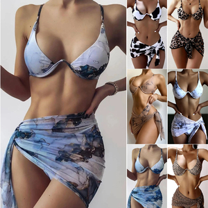22010 Nuevo Conjunto de <span class=keywords><strong>Bikini</strong></span> de 3 Piezas sin Tirantes, Estampado, Estilo <span class=keywords><strong>Y2K</strong></span>, Moda de Verano 2026, Ropa de Playa - Product Image 2