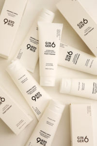 GINGER6 Limpiador Facial Vegano Diario en Espuma, Agua de Jengibre, Ácido Hialurónico, a Base de Glicerina, Acción Burbujeante, Nutritivo, Reafirmante, Limpieza Profunda - Product Image 3