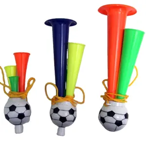 다른 크기 플라스틱 장난감 트럼펫 축구 모양 세 튜브 트럼펫 스포츠 이벤트 축하