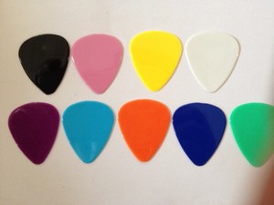 <span class=keywords><strong>2025</strong></span> thiết kế sáng tạo hơn Độ dày Guitar pletrum giá rẻ nhất New Nylon trống guitar Pick tấm nhiều màu sắc cho lựa chọn - Product Image 2