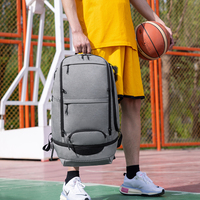 Sac à dos de sport décontracté avec logo personnalisé et nylon imperméable, sac à dos de basketball de haute qualité, sac de voyage pour homme tendance pour le week-end