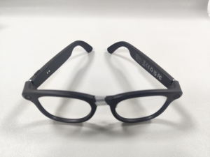 Gafas Inteligentes X01 con IA, Cámara de 8MP, WiFi, BT5.3, Traducción, Asistente de Voz, Control Táctil - Product Image 1