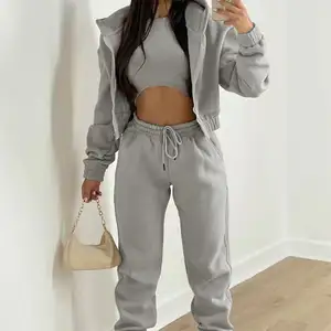 Haut court de couleur unie de haute qualité et sweat à capuche zippé épais pantalon 3 pièces ensemble femmes survêtement ensemble survêtement vêtements actifs