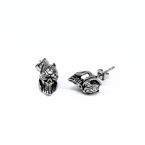 Yunnique – boucles d'oreilles en acier inoxydable 316, design tête de mort, yeux bleus, Style Punk Rock, pour hommes et femmes, bijoux à la mode - Product Image 2