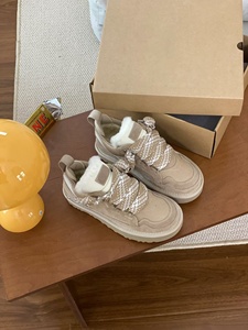 รองเท้าบูทหิมะหนาลายหนังแกะบุขนแกะสำหรับผู้หญิงฤดูหนาว - Product Image 2