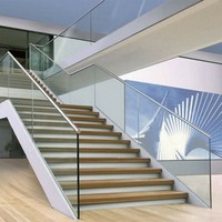 Designs de balustrades de balcon italiennes avec design de balustrade en verre à canal en U, finition miroir