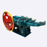 Petite machine à fabriquer des clous entièrement automatique et économique avec moteur intégré pour la fabrication des clous