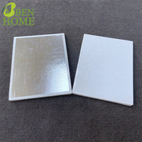 600*600 Diseño de decoración moderna Tablero de yeso de PVC Techo falso con accesorios