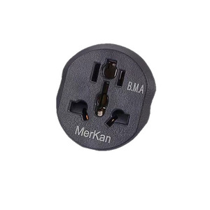 Adaptador de Viaje Universal MerKan, Estándar Europeo 16A, Enchufe ABS para Uso Doméstico e Industrial en Europa - Product Image 1