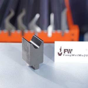 Ferramentas de Molde para Máquina de Dobrar Pescoço de Ganso Fangwei Especial e Matrizes Inferiores para Dobradeira com Molde de Forjamento 45~52HRC 42CrMo China - Product Image 2