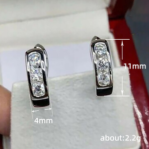Piccoli Orecchini a Cerchio Argentati per Donne e Uomini, Ear Cuff Minimalista, Gioielli di Moda Quotidiana - Product Image 5