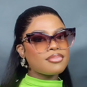 Simples Cat-Eye Óculos De Sol Das Mulheres Dot Paint Frame Grande Templos De Metal Novo Estilo Óculos De Proteção Solar Moda - Product Image 2