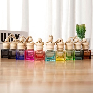 6ml vacío cuadrado en forma de gradiente de Color Perfume colgante coche colgante difusor botella de vidrio con tapa de madera - Product Image 1