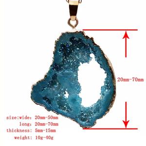 天然アゲークリスタルクラスターペンダントカラフルな<span class=keywords><strong>Druzy</strong></span>ゴールド/スライバーメッキ風水スタイル彫刻オーラチャームジオードアゲートスライス - Product Image 2