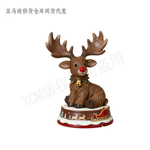 Figura Decorativa Personalizada de Pingüino con Chaleco Rojo, Gorro de Santa Verde, Base de Bayas de Acebo y Caja de Regalo para Decoración del Hogar - Product Image 3