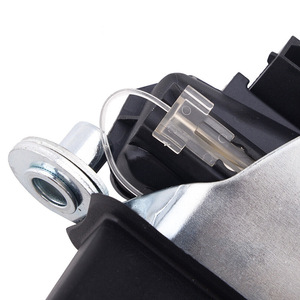 ชุดล็อคฝาท้ายรถ Skoda รุ่น 5J0827501D 5J0827501B อะไหล่ทดแทนสำหรับล็อคประตู Fabia - Product Image 4
