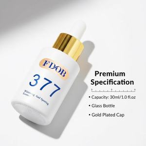 Sérum anti-âge blanchissant pour l'élimination des <span class=keywords><strong>taches</strong></span> <span class=keywords><strong>de</strong></span> rousseur riche en vitamine C - Product Image 1