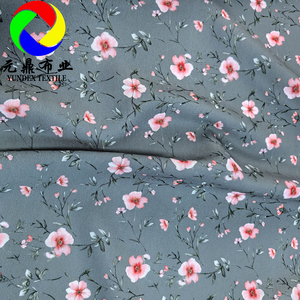 Venta al por mayor 100% poliéster Floral Cey Airflow tela impresa digital personalizada Cey crepé tela arrugada <span class=keywords><strong>para</strong></span> vestido de mujer - Product Image 1