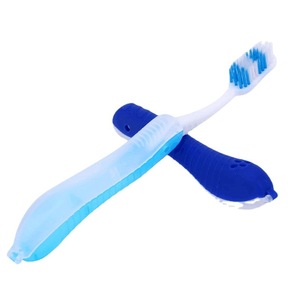Brosse à dents pliable bleu clair à poils souples, portable, pour l'hygiène buccale, usage adulte, design pliable - Product Image 1