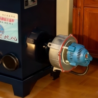 Chauffe-eau automatique à granulés de bois en promotion, grande chambre de combustion, élimination facile des cendres pour ferme