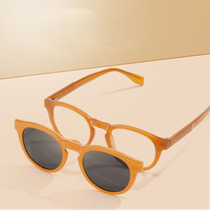 Lunettes <span class=keywords><strong>de</strong></span> soleil et lunettes <span class=keywords><strong>de</strong></span> vue 2-en-1 TR90 à clipser pour unisexe, protection UV <span class=keywords><strong>avec</strong></span> montures rondes élégantes, branches CP, style rétro tendance - Product Image 1