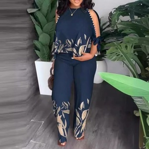 Nouvelle Collection : Ensemble 2 Pièces Chic Imprimé Floral – Hauts et Pantalons en Satin à Col Rond, Coupe Ample Décontractée avec Taille Ceinturée, Grandes Tailles - Product Image 2