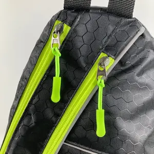 Custom Packaging Pickleball Backpack Gym Bag Sports Bag Portable Waterproof Puffer Pickleball Sling Bag Beach Tennis