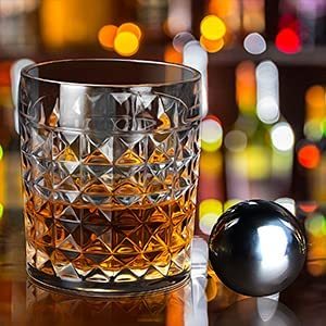 Old Fashioned Whiskey Glass Set Crystal Bourbon Glass in Gift Box 10.5 oz Premium Lowball Rock Glass