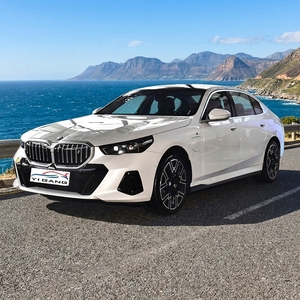 Nuova <span class=keywords><strong>BMW</strong></span> i5 xDrive40 <span class=keywords><strong>Elettrica</strong></span> 2026 Guida a Sinistra (LHD) 0 km per Mercato UAE Russia - Auto <span class=keywords><strong>Elettrica</strong></span> di Lusso in Offerta Speciale - Product Image 1