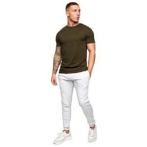 Camiseta de manga corta con cuello redondo y corte regular para hombre, de poliéster/algodón, con logotipo personalizado, anti-bolitas, estilo urbano, camisetas lisas para hombre. - Product Image 2