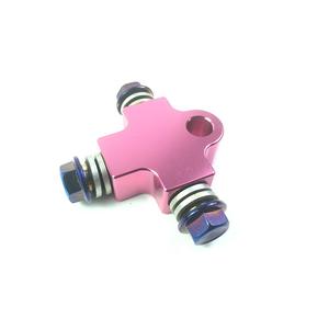 Sistema de Frenos de Disco Doble de Alto Rendimiento con Calibradores Izquierdo y Derecho y Adaptador de Manguera de Tres Vías para Motocicletas - Product Image 1