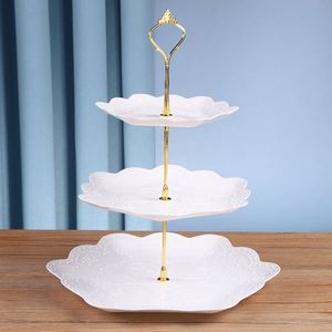 Plateau à fruits créatif carré à trois niveaux, plateau à goûter pour le thé de l'après-midi, support à gâteaux pour table de dessert, style européen minimaliste - Product Image 1