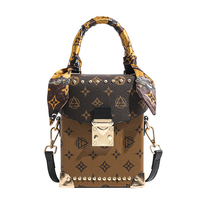 Sac fourre-tout décontracté pour femmes, motif géométrique luxueux, grande taille, en PU avec fermeture à bouton, doublure en polyester