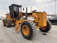 Niveleuse Caterpillar 120K d'occasion à prix abordable avec pompe et moteur, origine USA, 2000 heures, à vendre