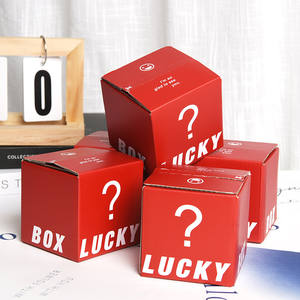 Scatola Sorpresa Personalizzata per Capodanno, Cartone Festivo Rosso Rinforzato con Stampa UV e Vantaggi Speciali - Product Image 1