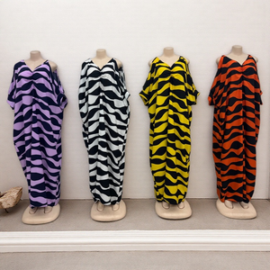 ชุดเดรสแฟชั่นฤดูร้อนปี 2026 สำหรับ<span class=keywords><strong>ผู้หญิง</strong></span> ดีไซน์หรูหราและลำลอง ลายพิมพ์ คอเหลี่ยม แขนสั้น ขายส่ง - Product Image 2