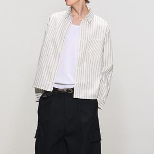 เสื้อเชิ้ตวินเทจลายทางขายส่ง ทรงตรง ไหล่ตรง แขนยาว แฟชั่นทรงบ็อกซ์ หลวม สไตล์เสื้อเชิ้ตผู้ชายแขนยาว - Product Image 3