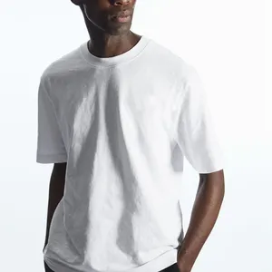 OEM Men's Essential Crew Neck Cotton White Color T Shirt Comfortable Fit Short Sleeve Tee