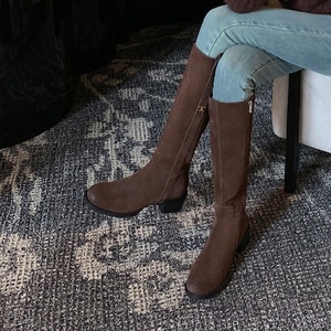 Nouvelles chaussures à talons aiguilles élégantes en cuir véritable à bout pointu pour femmes, idéales pour les soirées et le bureau – Collection Printemps 2026 - Product Image 6