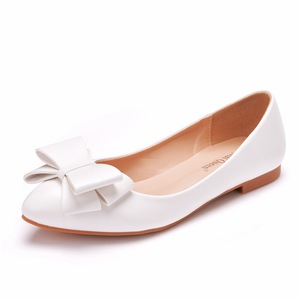 XUANHUI Ballerines élégantes pour femmes, 1,5 cm, à nœud, bout pointu, en cuir lisse blanc, chaussures de bureau - Product Image 4